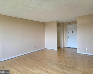 5225 Pooks Hill Road - Photo Thumbnail 5