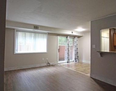 17a Water Street - Photo Thumbnail 3