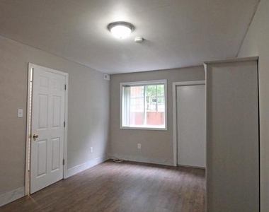 17a Water Street - Photo Thumbnail 15