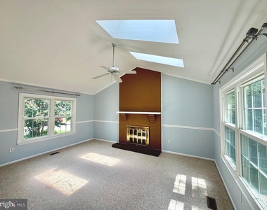 3141 Gershwin Lane - Photo Thumbnail 10