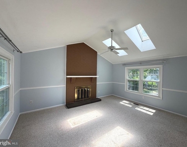 3141 Gershwin Lane - Photo Thumbnail 5