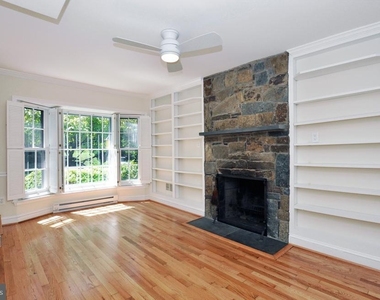 6003 Woodacres Drive - Photo Thumbnail 10