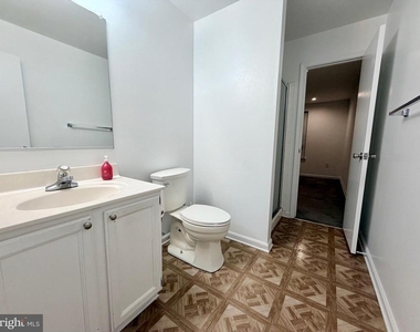 6122 Little Foxes Run - Photo Thumbnail 14