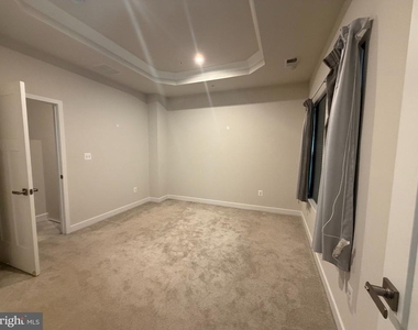 2522 Schooner Way - Photo Thumbnail 5