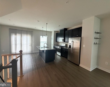 2522 Schooner Way - Photo Thumbnail 2