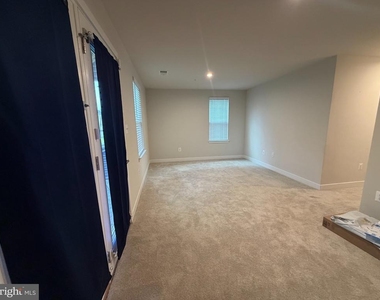 2522 Schooner Way - Photo Thumbnail 10