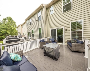 167 Hokeland Drive - Photo Thumbnail 24