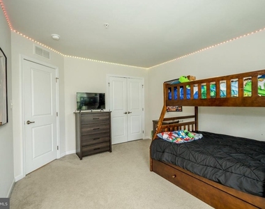 167 Hokeland Drive - Photo Thumbnail 15