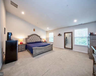 167 Hokeland Drive - Photo Thumbnail 11