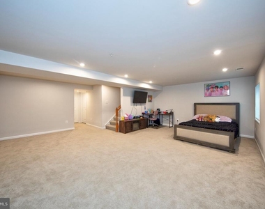 167 Hokeland Drive - Photo Thumbnail 22