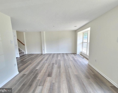 589 Boysenberry Lane - Photo Thumbnail 4