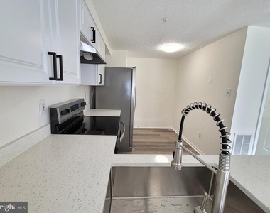 589 Boysenberry Lane - Photo Thumbnail 7