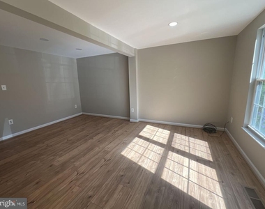 5588 Talbot Court - Photo Thumbnail 2