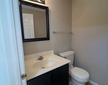 5588 Talbot Court - Photo Thumbnail 7