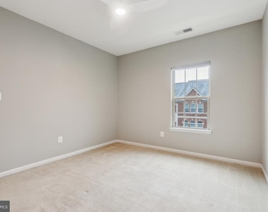 6425 Alan Linton Boulevard E - Photo Thumbnail 10