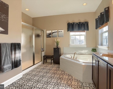 6407 Falconwood Street - Photo Thumbnail 32