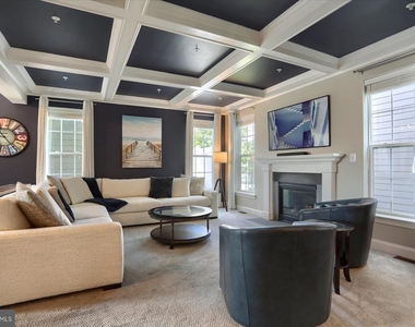 6407 Falconwood Street - Photo Thumbnail 11