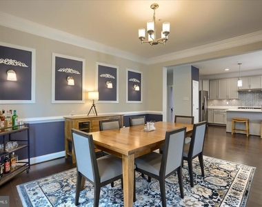 6407 Falconwood Street - Photo Thumbnail 6