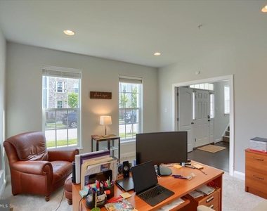 6407 Falconwood Street - Photo Thumbnail 4