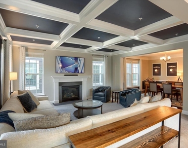 6407 Falconwood Street - Photo Thumbnail 12