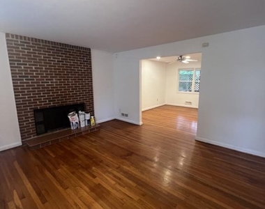 927 Southridge Road - Photo Thumbnail 3