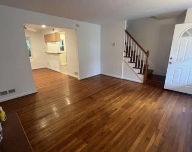 927 Southridge Road - Photo Thumbnail 2