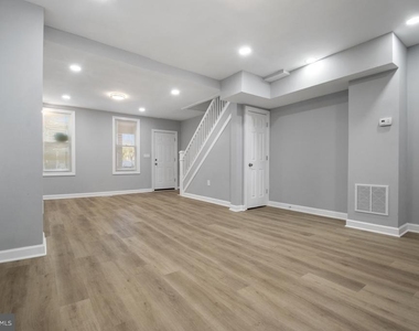 1202 Darley Avenue - Photo Thumbnail 7