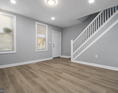1202 Darley Avenue - Photo Thumbnail 5