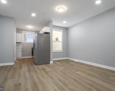 1202 Darley Avenue - Photo Thumbnail 6