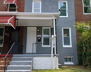 1202 Darley Avenue - Photo Thumbnail 1