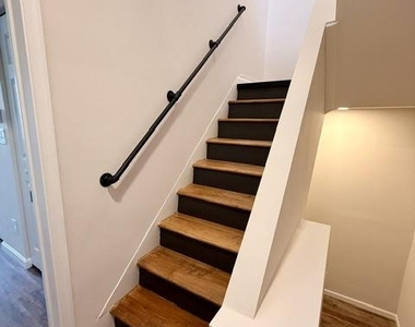 1923 E Baltimore Street - Photo Thumbnail 13