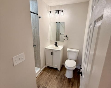 1923 E Baltimore Street - Photo Thumbnail 9