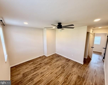 1923 E Baltimore Street - Photo Thumbnail 25