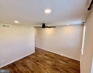 1923 E Baltimore Street - Photo Thumbnail 26