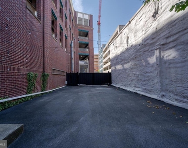 840 S Bond Street - Photo Thumbnail 34