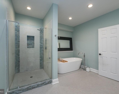 840 S Bond Street - Photo Thumbnail 17