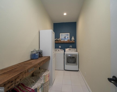 840 S Bond Street - Photo Thumbnail 32