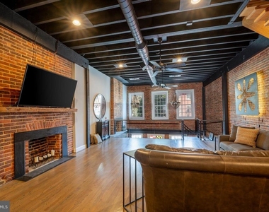 840 S Bond Street - Photo Thumbnail 13
