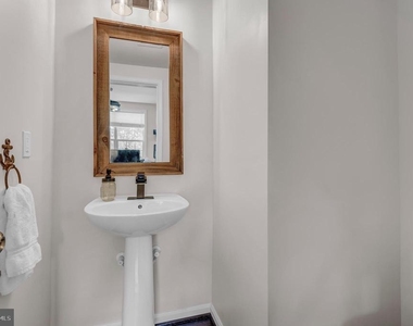 903 Whitstable Boulevard - Photo Thumbnail 15