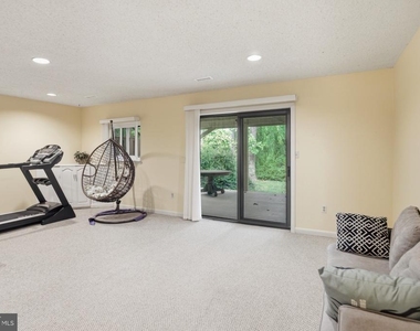 428 Cranes Roost Court - Photo Thumbnail 36