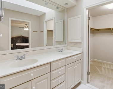 428 Cranes Roost Court - Photo Thumbnail 28