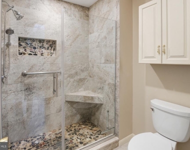 428 Cranes Roost Court - Photo Thumbnail 26