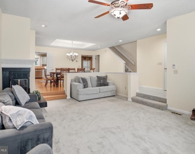 428 Cranes Roost Court - Photo Thumbnail 2