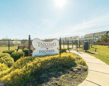 7518 Goldfinch Court - Photo Thumbnail 25