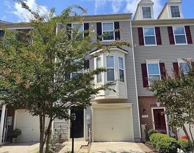 7518 Goldfinch Court - Photo Thumbnail 1