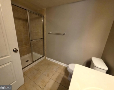 7518 Goldfinch Court - Photo Thumbnail 20