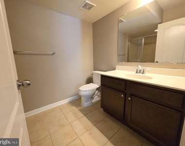 7518 Goldfinch Court - Photo Thumbnail 19