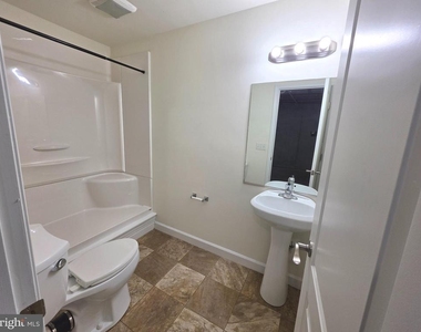 143 Medal Way - Photo Thumbnail 28