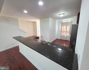 143 Medal Way - Photo Thumbnail 12