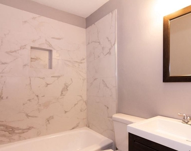 3235 Ely Place Se - Photo Thumbnail 5